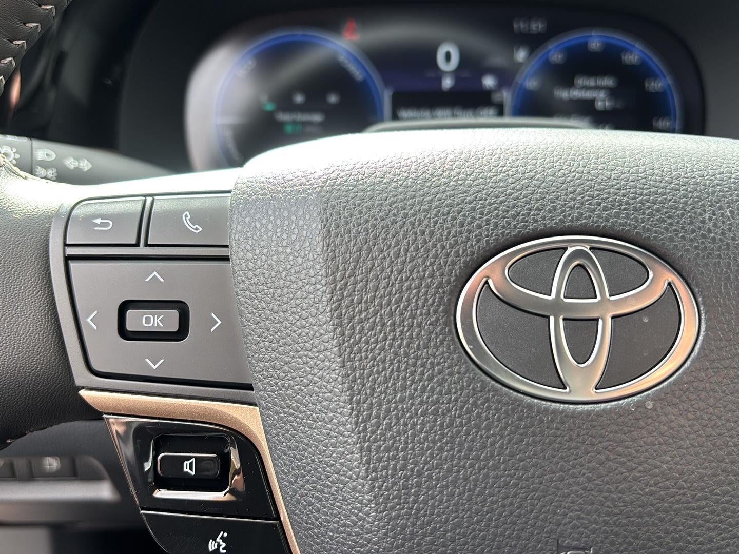 2026 Toyota Toyota Crown Signia Limited