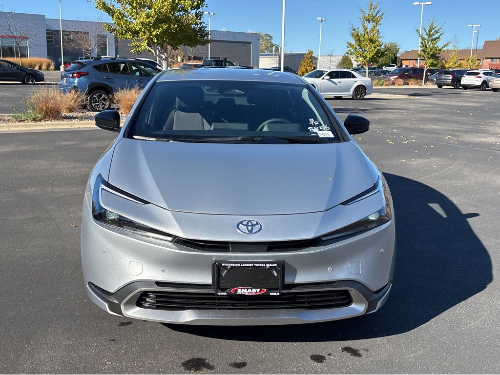 2026 Toyota Prius Plug-in Hybrid SE