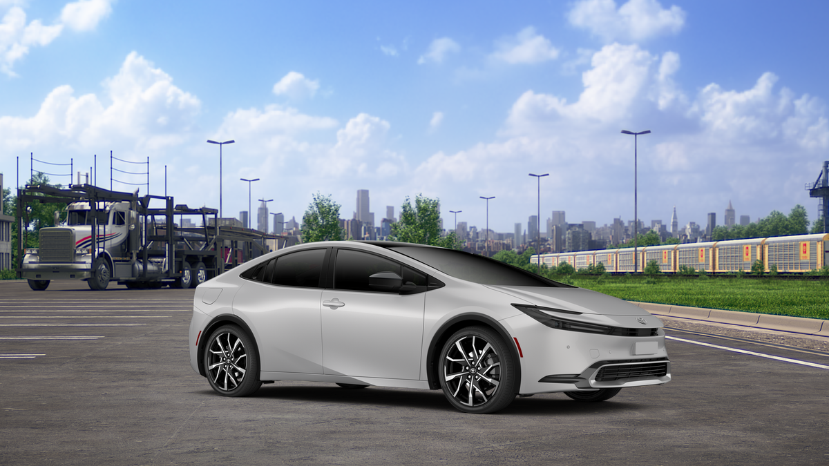 2027 Toyota Prius Plug-in Hybrid XSE