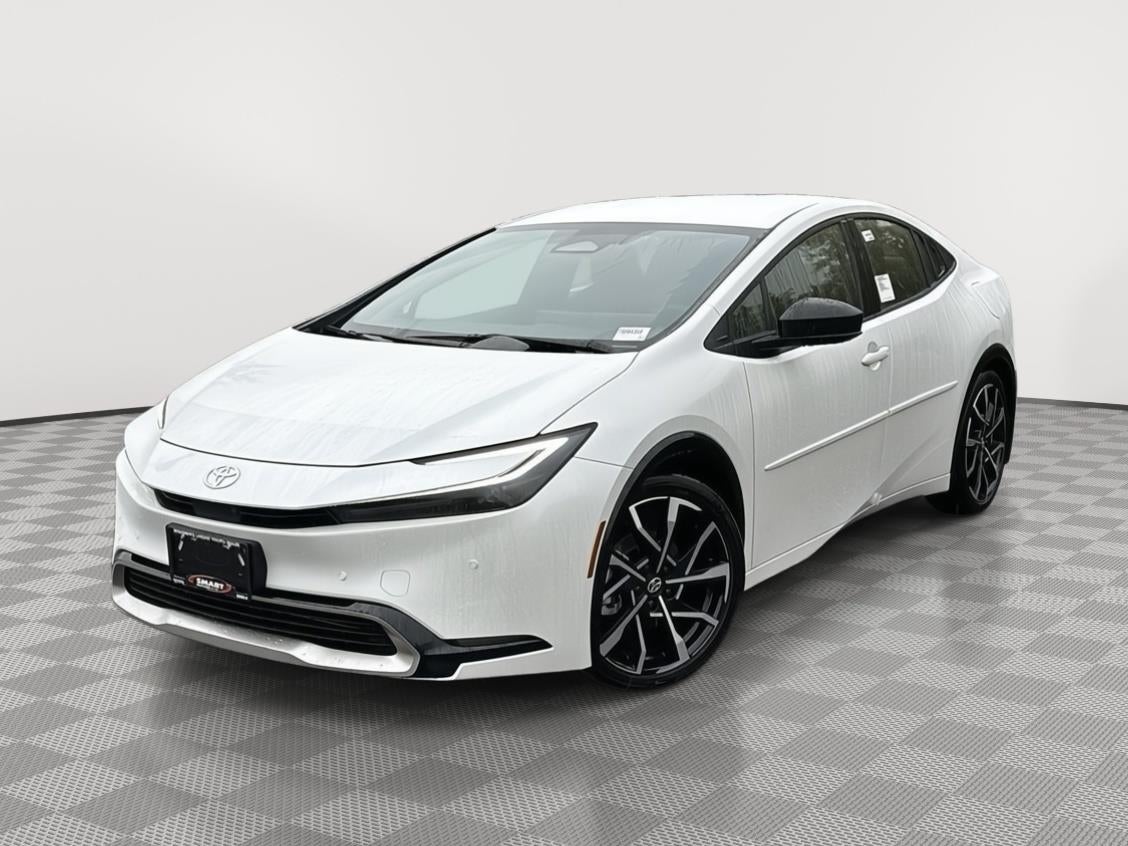 2027 Toyota Prius Plug-in Hybrid XSE