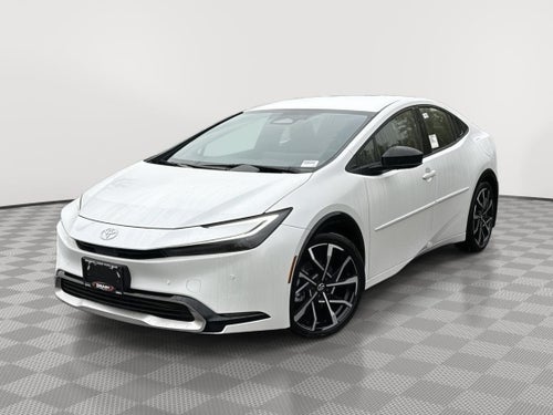 2027 Toyota Prius Plug-in Hybrid XSE