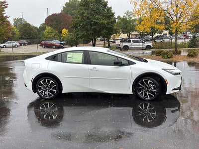 2027 Toyota Prius Plug-in Hybrid XSE