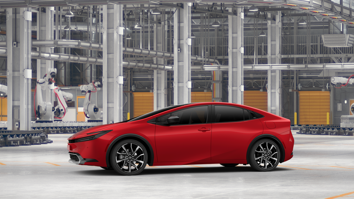 2027 Toyota Prius Plug-in Hybrid XSE Premium