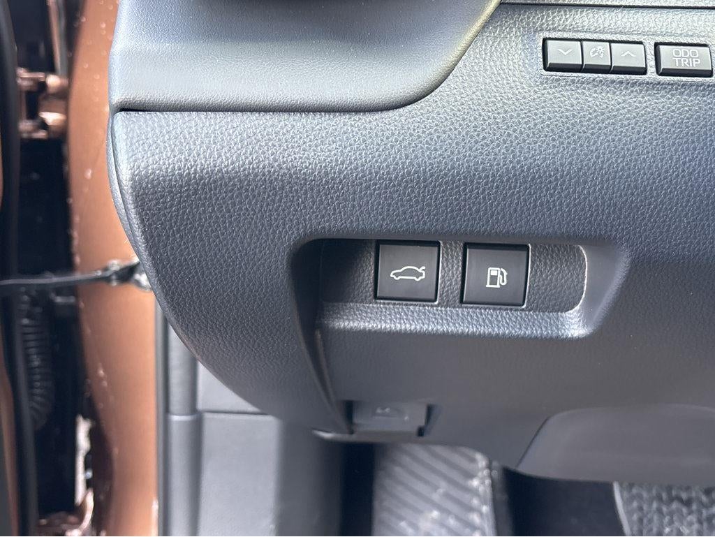 2026 Toyota Toyota Crown Platinum