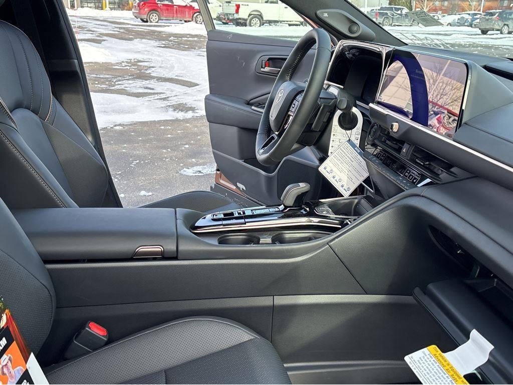 2026 Toyota Toyota Crown Platinum