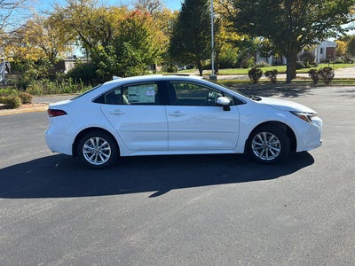 2027 Toyota Corolla Hybrid XLE