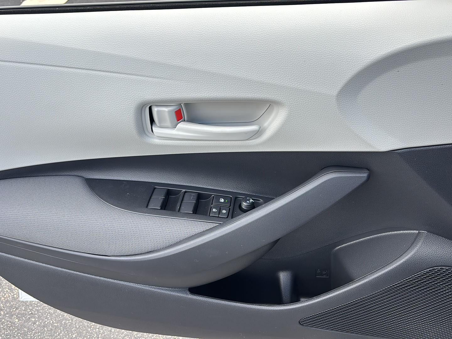 2026 Toyota Corolla Hybrid LE AWD