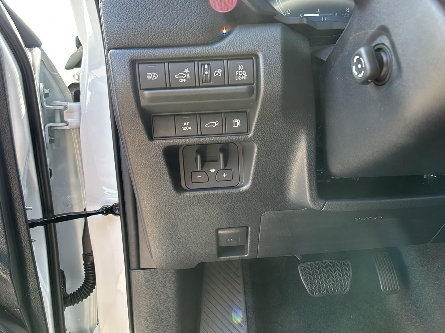 2026 Toyota Land Cruiser BASE