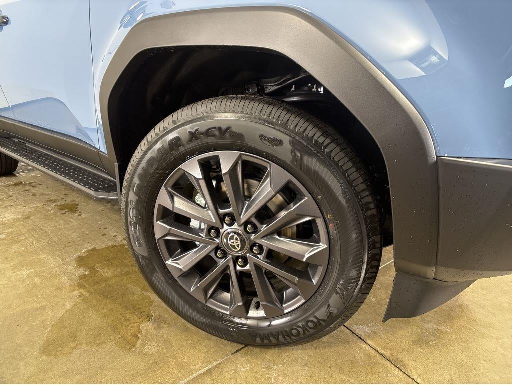 2026 Toyota Land Cruiser Base