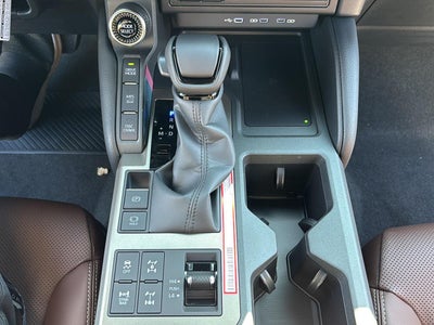 2027 Toyota Land Cruiser Base