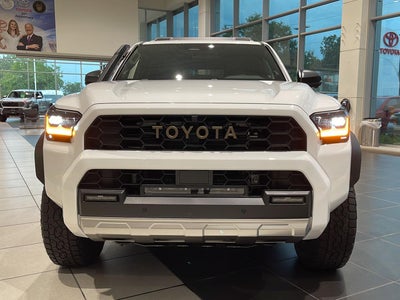 2026 Toyota 4Runner i-FORCE MAX 4Runner Trailhunter