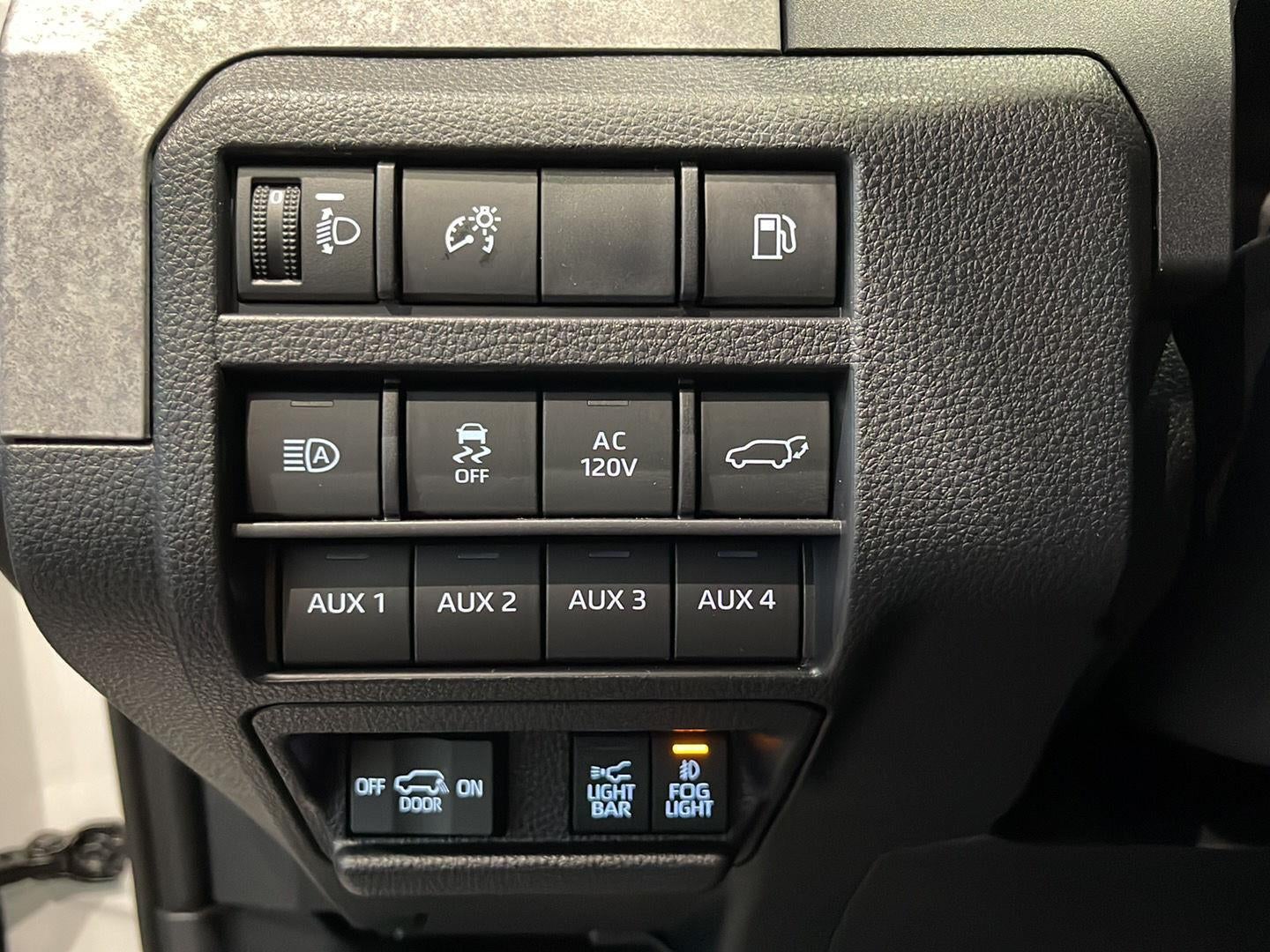 2026 Toyota 4Runner i-FORCE MAX 4Runner Trailhunter