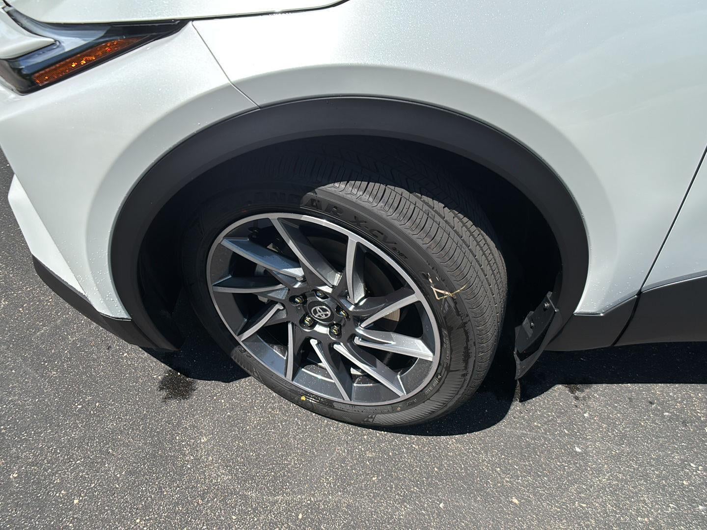 2026 Toyota C-HR XSE